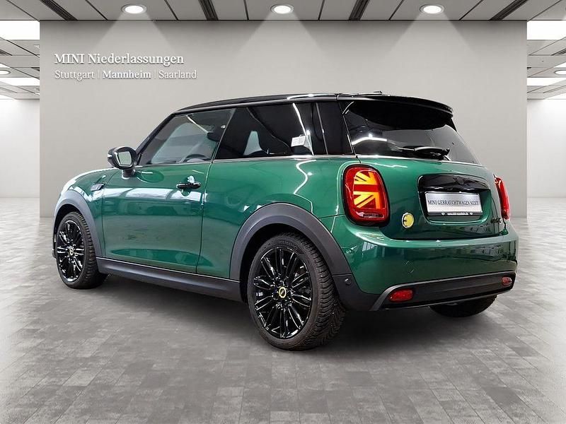 Gebraucht Mini Cooper SE 135 kW (184 PS) 2023 Grün Kleinwagen