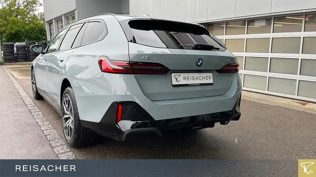 Neu BMW i5 Performance 250 kW (340 PS) 2026 Grau Kombi