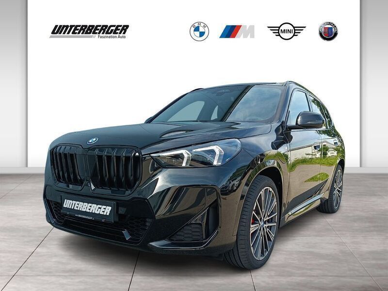 Schwarz Neu 2025 BMW X1 M Sport SUV | 60.490 € (Teuer) - Bild 1/4