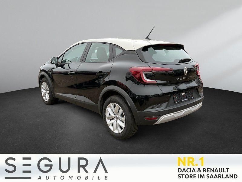 Gebraucht Renault Captur Equilibre 91 PS (66 kW) 2022 Schwarz gne + weiss qnw SUV