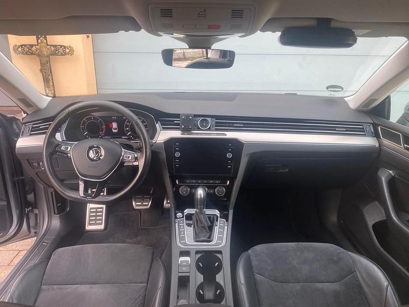 Gebraucht VW Arteon 239 PS (175 kW) 2017 Silber Kleinwagen