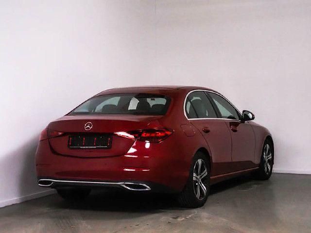 Gebraucht Mercedes C180 Avantgarde 170 PS (125 kW) 2024 Rot manufaktur lack manufaktur Limousine