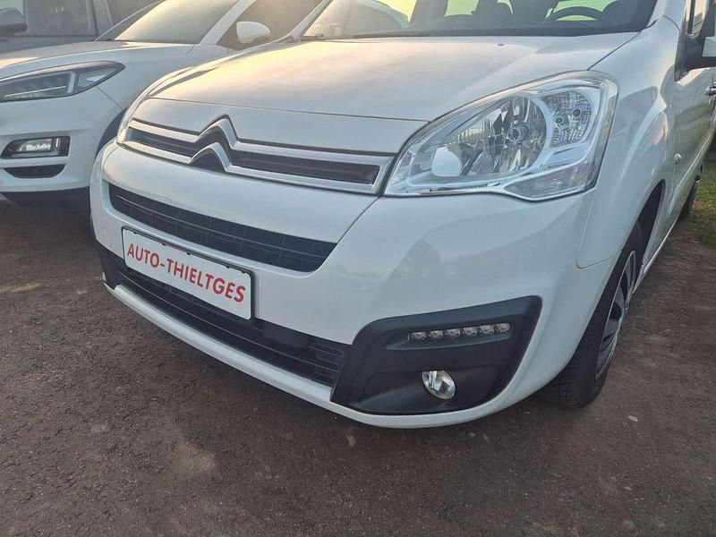 Gebraucht Citroën Berlingo SELECTION 110 PS (80 kW) 2018 Weiß Van / Kleinbus