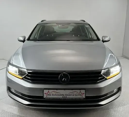 Gebraucht VW Passat Comfortline 150 PS (110 kW) 2017 Reflexsilber metallic Kombi