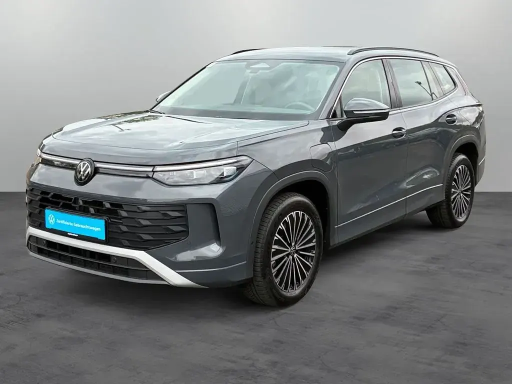 Gebraucht VW Tayron Life 204 PS (150 kW) 2025 Delfingrau metallic SUV