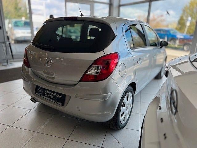 Gebraucht Opel Corsa Satellite 87 PS (63 kW) 2011 Silber Kleinwagen