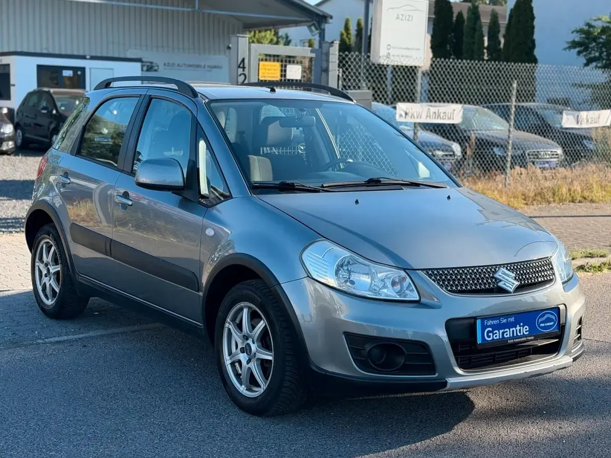 Gebraucht Suzuki SX4 Club 135 PS (99 kW) 2013 Grau SUV