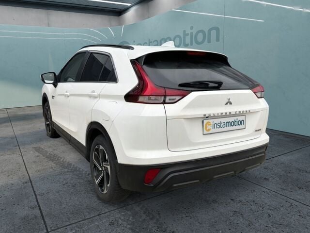 Usado Mitsubishi Eclipse Cross Basis 188 HP (138 kW) 2022 Branco SUV