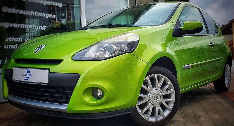 Apfelgrün Gebraucht 2009 Renault Clio II Luxe Kleinwagen | 3.800 € (Fairer Preis) - Bild 1/4