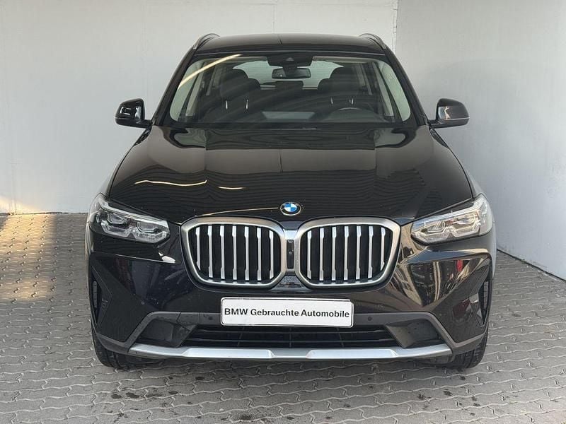 Schwarz Gebraucht 2022 BMW X3 Sport Line SUV | 35.979 € (Guter Preis) - Bild 1/4