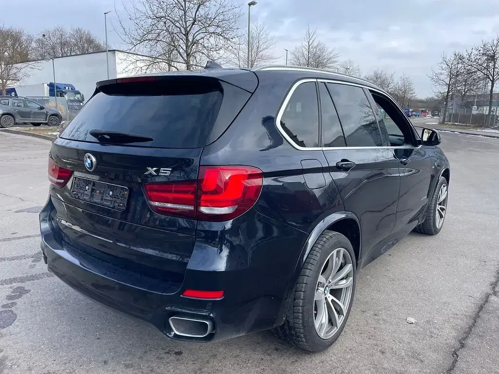 Gebraucht BMW X5 258 PS (189 kW) 2014 Blau SUV