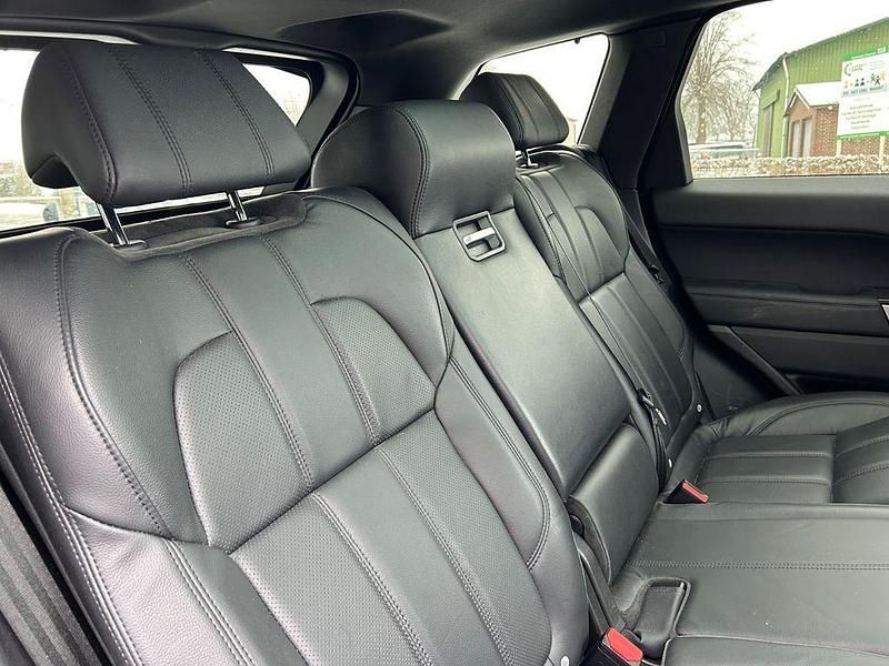 Gebraucht Land Rover Range Rover Sport SE 258 PS (189 kW) 2018 Silber SUV