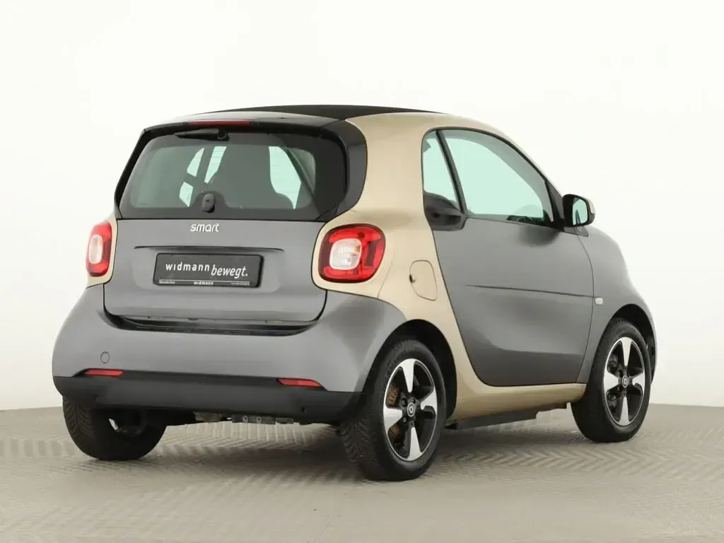 Gebraucht Smart ForTwo Electric Drive 60 kW (82 PS) 2023 Grau Coupé