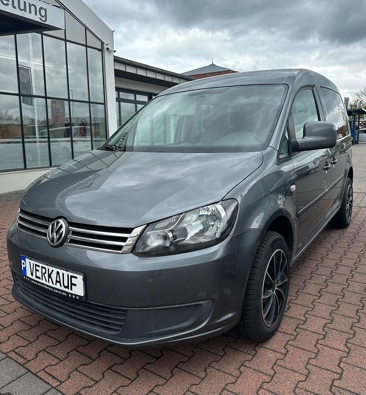 Gebraucht VW Caddy Trendline 102 PS (75 kW) 2012 Grau Van / Kleinbus