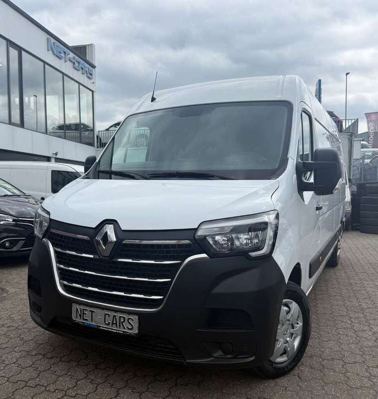 Weiß Gebraucht 2021 Renault Master Komfort Van | 20.850 € (Fairer Preis) - Bild 1/3