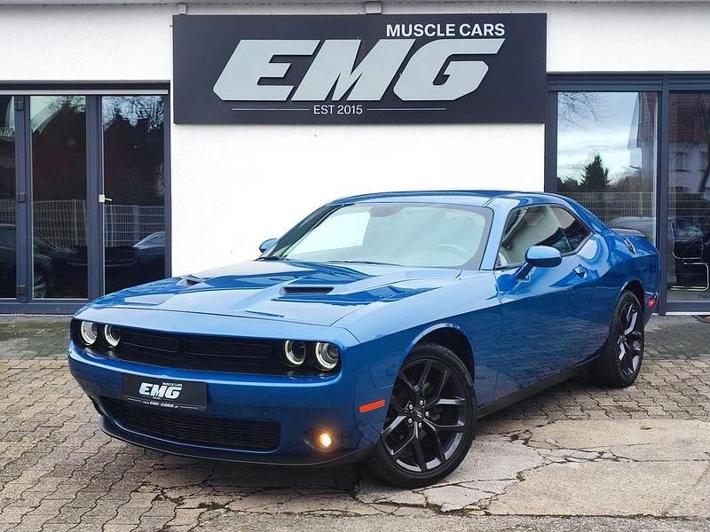 Gebraucht Dodge Challenger SXT 309 PS (227 kW) 2020 Blau Coupé