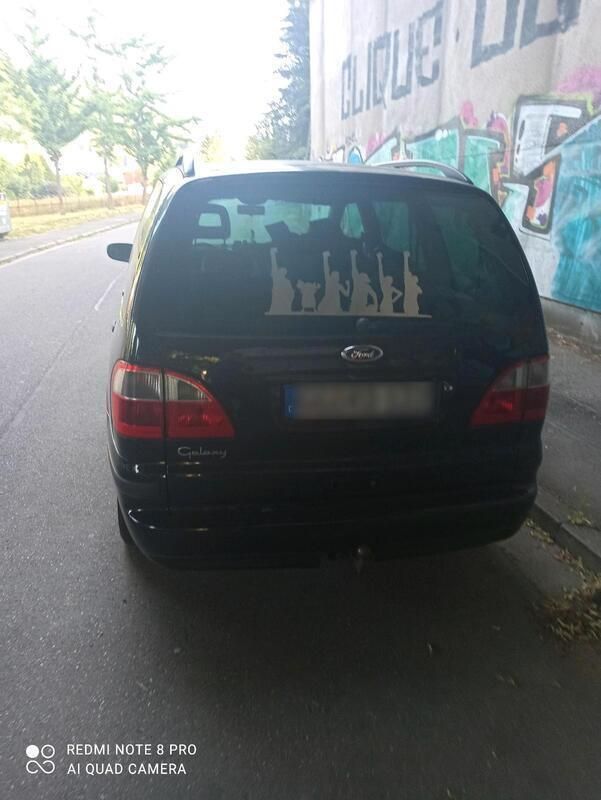 Blau Gebraucht 2002 Ford Galaxy Van / Kleinbus | 750 € (Superpreis) - Bild 1/4