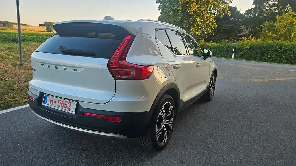 Gebraucht Volvo XC40 Inscription 179 PS (131 kW) 2020 Weiß SUV