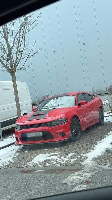 Gebraucht Dodge Charger SXT 306 PS (225 kW) 2018 Rot Limousine