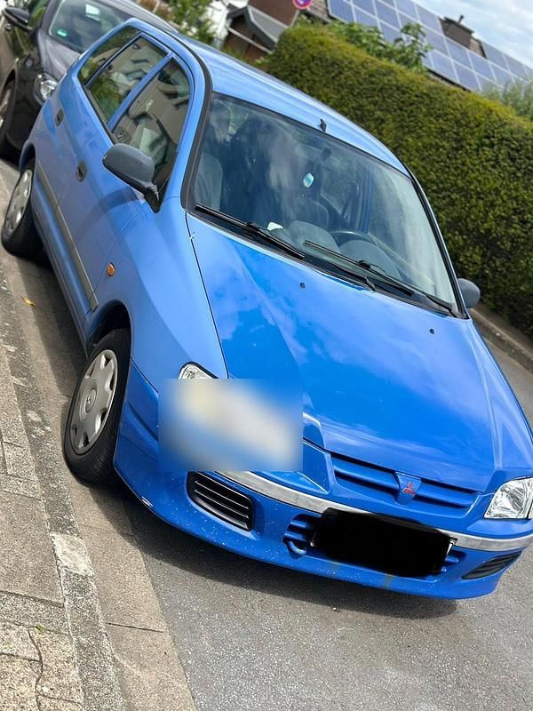 Blau Gebraucht 1999 Mitsubishi Space Star Kleinwagen | 1.000 € - Bild 1/1