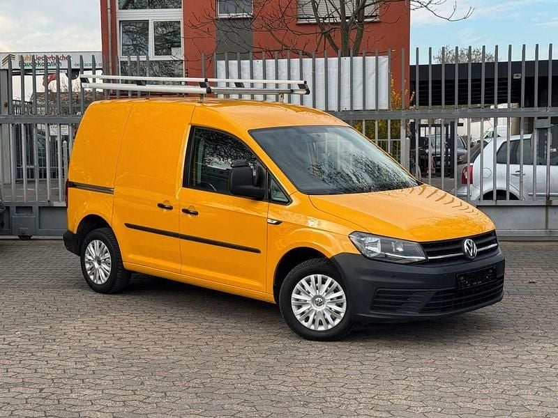 Gelb Gebraucht 2018 VW Caddy Van / Kleinbus | 8.900 € (Guter Preis) - Bild 1/4