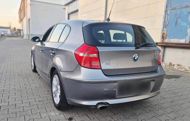 Gebraucht BMW 118 143 PS (105 kW) 2009 Silber Kleinwagen