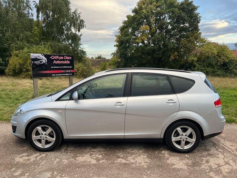 Silber Gebraucht 2010 Seat Altea XL Van / Kleinbus | 3.999 € (Fairer Preis) - Bild 1/4