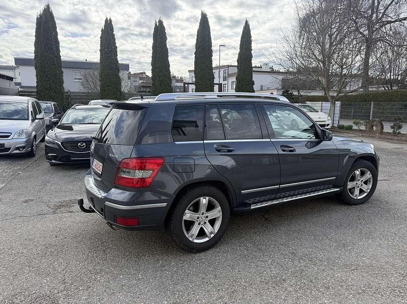 Gebraucht Mercedes GLK320 224 PS (164 kW) 2009 Tenoritgrau  metalliclack SUV