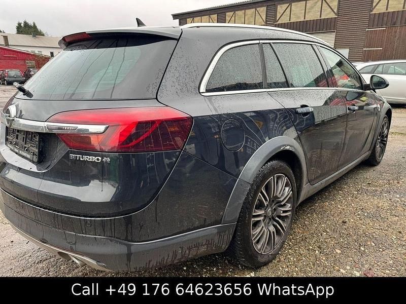 Gebraucht Opel Insignia Country Tourer 194 PS (142 kW) 2014 Schwarz Kombi