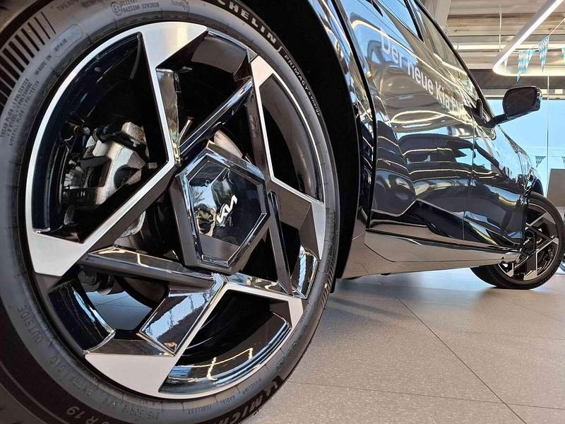 Gebraucht Kia EV4 GT-Line 150 kW (204 PS) 2025 Pentametal metallic Kleinwagen