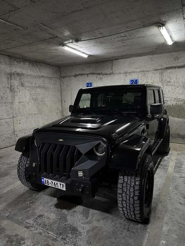 Schwarz Gebraucht 2012 Jeep Wrangler Rubicon SUV | 50.000 € - Bild 1/4