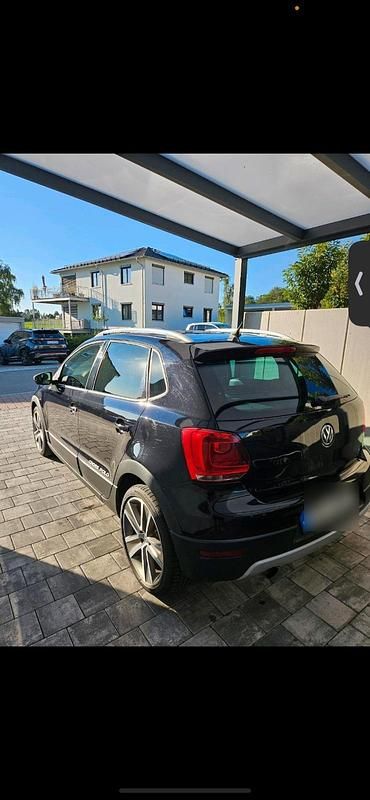 Gebraucht VW Polo Cross 105 PS (77 kW) 2011 Schwarz Kleinwagen