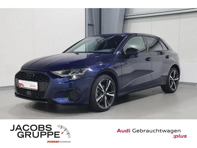 Blau Gebraucht 2023 Audi A3 Advanced Limousine | 22.920 € (Guter Preis) - Bild 1/4