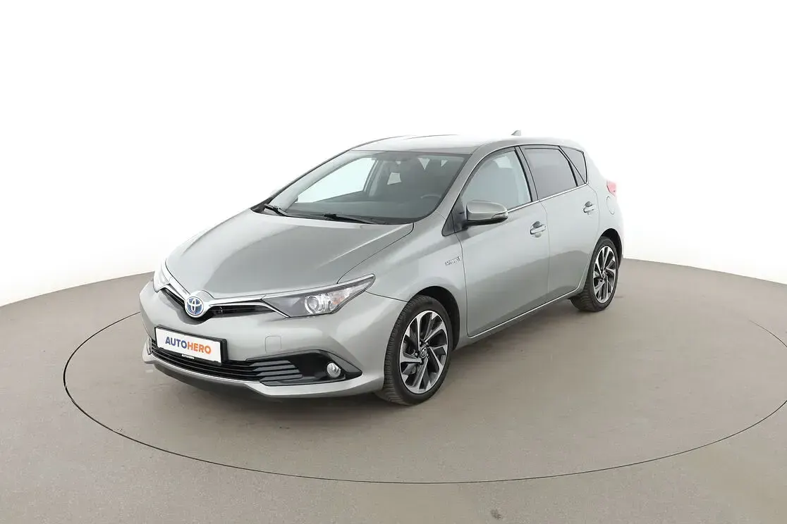 Gebraucht Toyota Auris Hybrid Design 82 PS (60 kW) 2016 Limousine