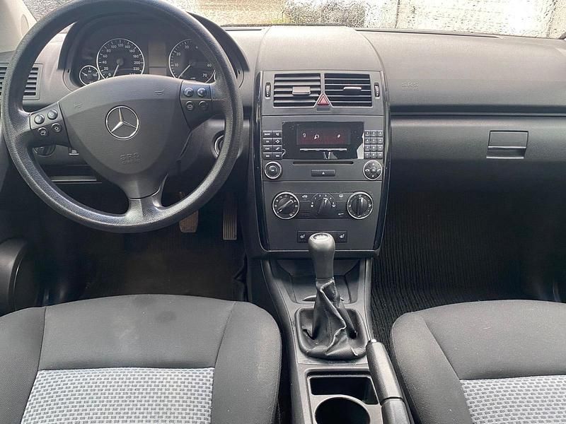 Gebraucht Mercedes A150 95 PS (69 kW) 2004 Silber Kleinwagen