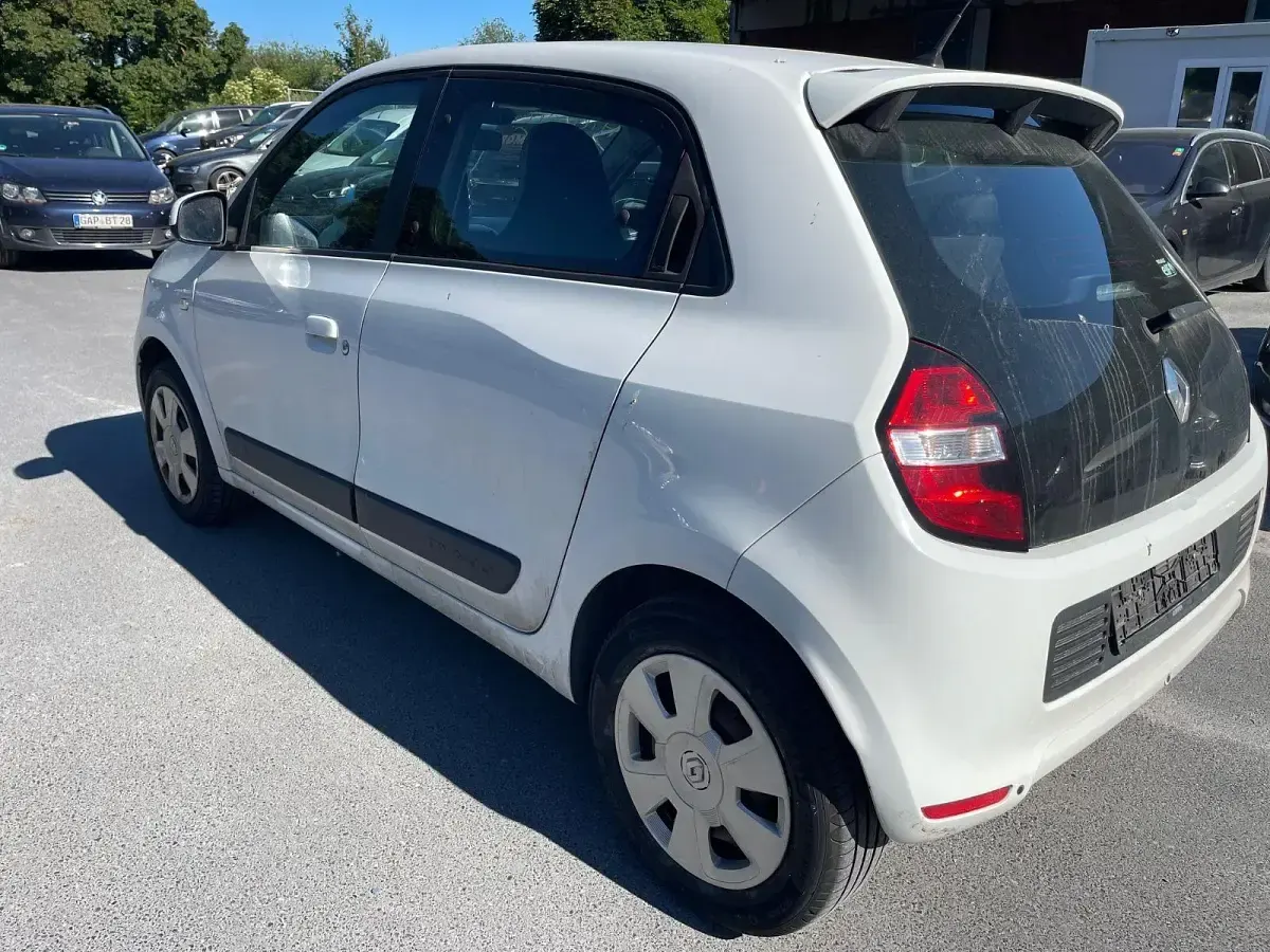 Gebraucht Renault Twingo Dynamique 71 PS (52 kW) 2015 Weiß Kleinwagen