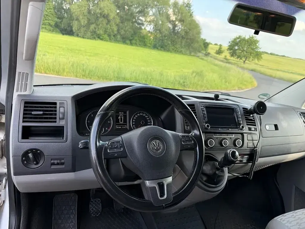 Gebraucht VW Transporter 140 PS (102 kW) 2012 Silber Van