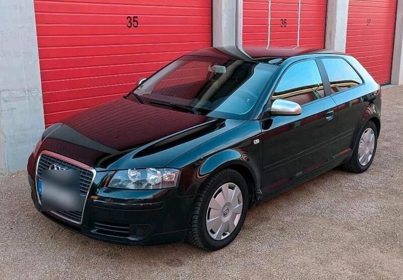 Schwarz Gebraucht 2006 Audi A3 Limousine | 3.600 € (Etwas zu teuer) - Bild 1/4