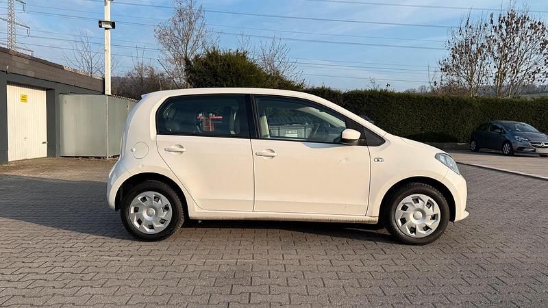 Gebraucht Seat Mii 60 PS (44 kW) 2012 Weiß Kleinwagen