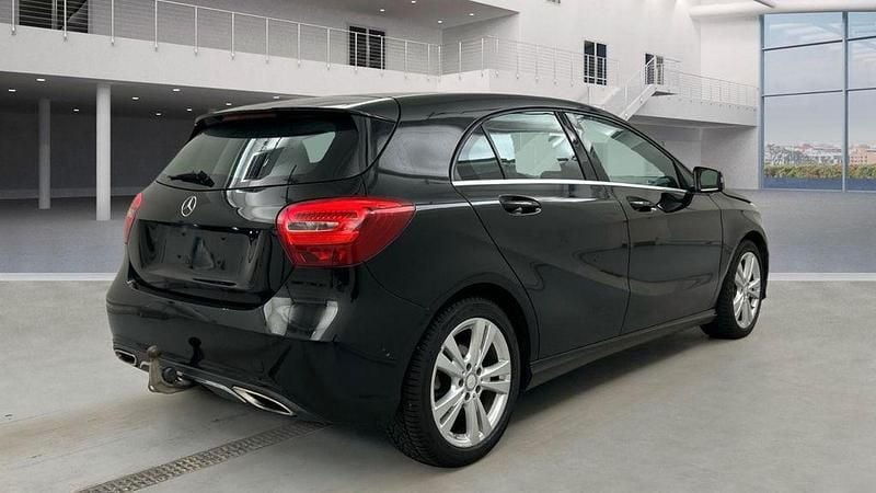 Gebraucht Mercedes A200 136 PS (100 kW) 2017 Schwarz Kleinwagen