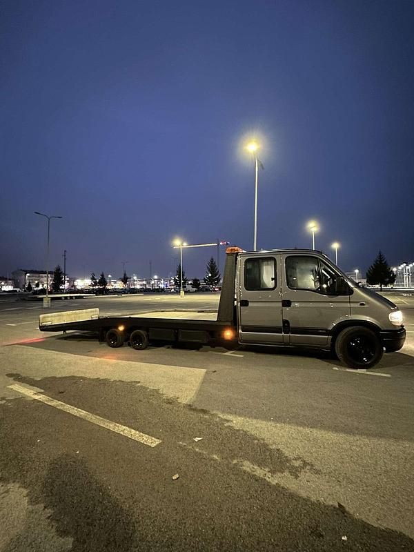 Grau Gebraucht 2000 Renault Master Limousine | 20.000 € - Bild 1/4