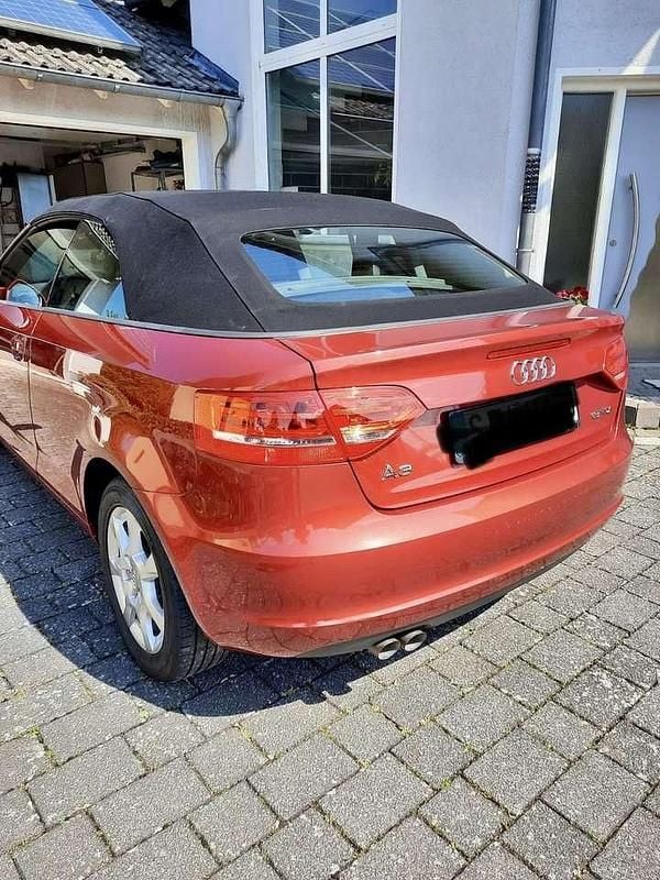 Gebraucht Audi A3 Cabriolet Attraction 105 PS (77 kW) 2008 Rot Cabrio