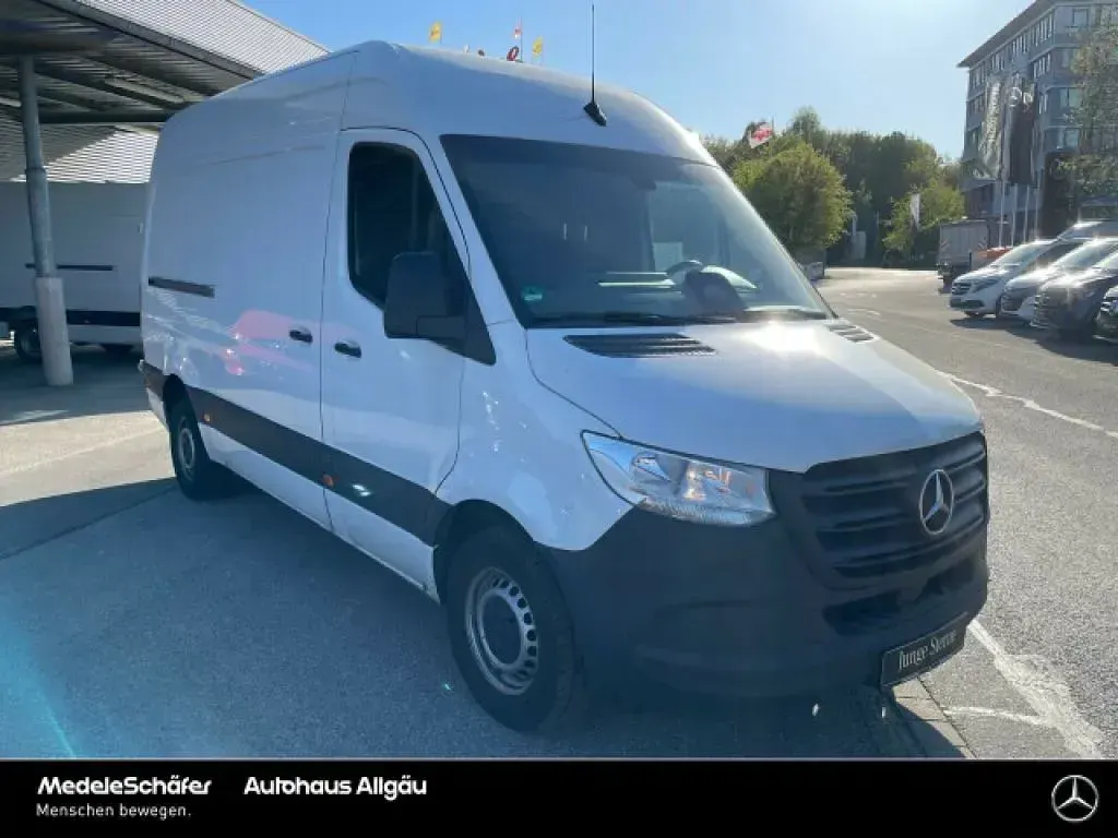 Second-hand Mercedes Sprinter 170 CP (125 kW) 2024 Alb Van