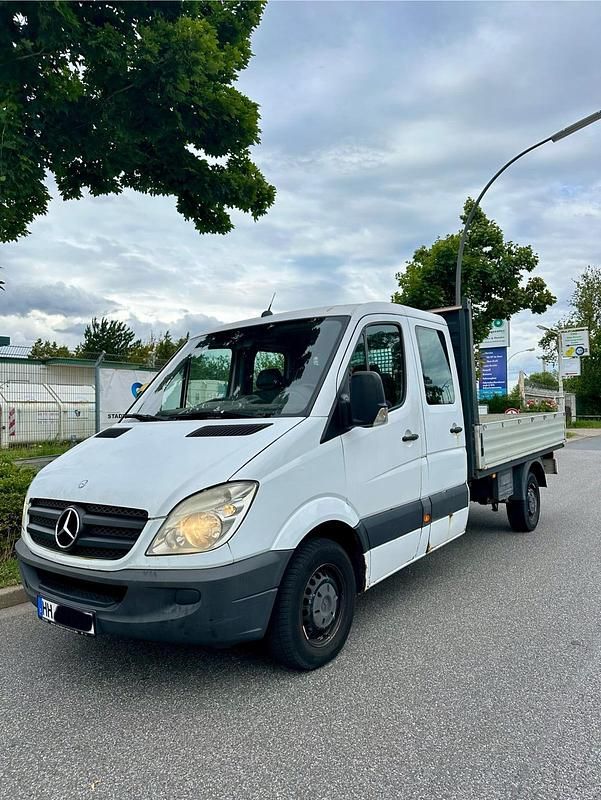 Weiß Gebraucht 2010 Mercedes 316 Van | 8.499 € (Superpreis) - Bild 1/4