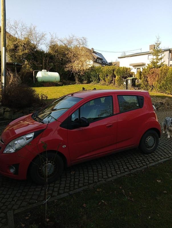 Gebraucht Chevrolet Spark LS 68 PS (50 kW) 2010 Rot Kleinwagen
