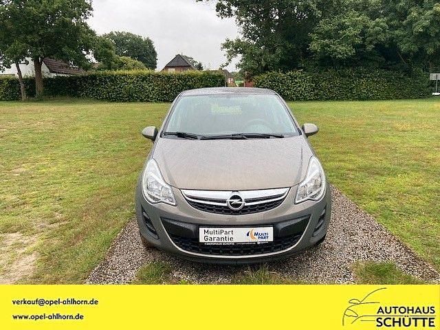 Grau Gebraucht 2013 Opel Corsa Selection Limousine | 7.380 € (Teuer) - Bild 1/4