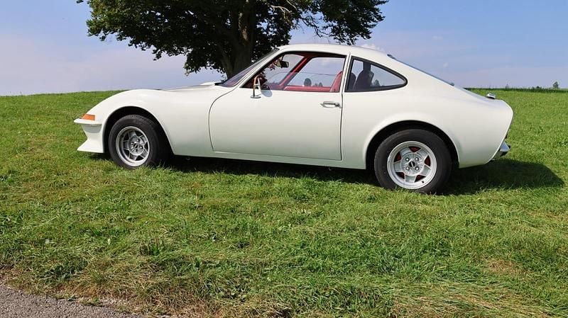 Second-hand Opel GT 90 CP (66 kW) 1969 Alb Coupe