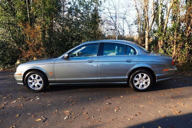 Gebraucht Jaguar S-Type SE 238 PS (175 kW) 2004 Grau Limousine