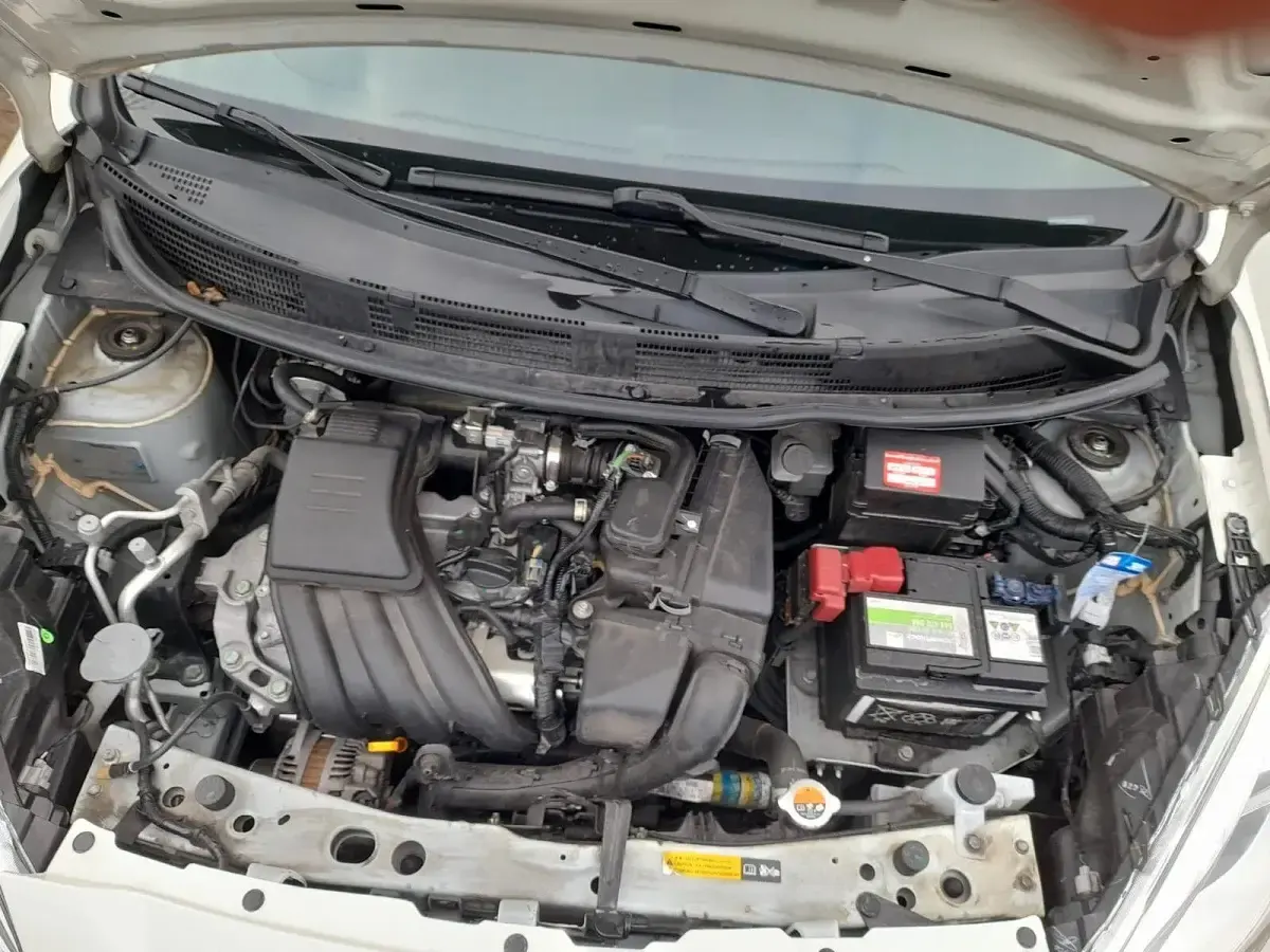 Gebraucht Nissan Micra Acenta 80 PS (58 kW) 2017 Weiß Kleinwagen