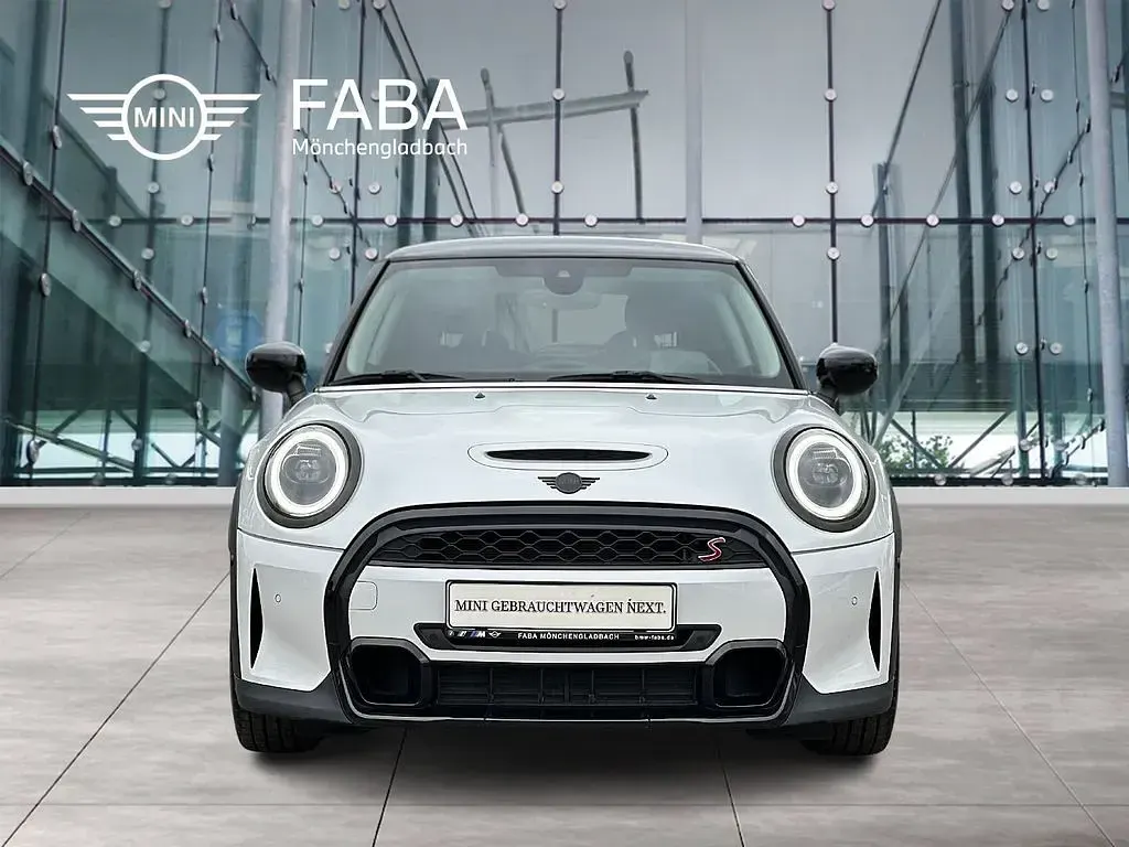 Gebraucht Mini Cooper S Hatch 178 PS (130 kW) 2023 Weiß Kleinwagen